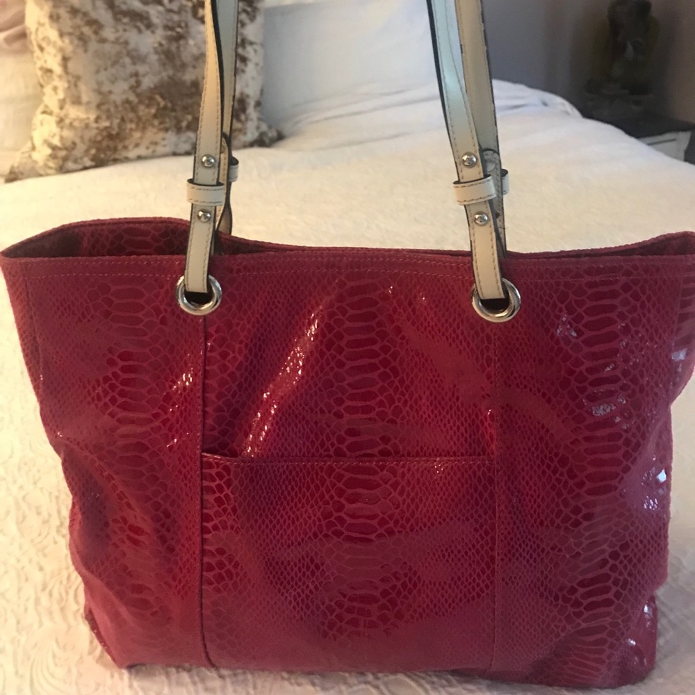 Wilsons Leather fuchsia tote